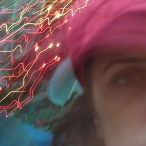 Meet your Posher, Cemile